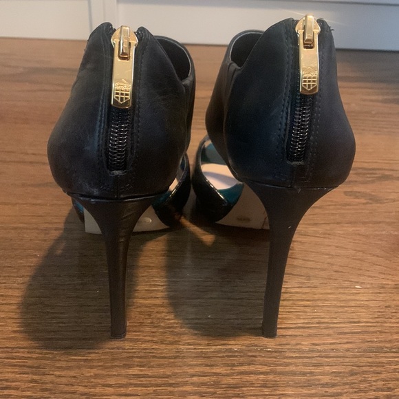 Vince Camuto Heels - Picture 2 of 8